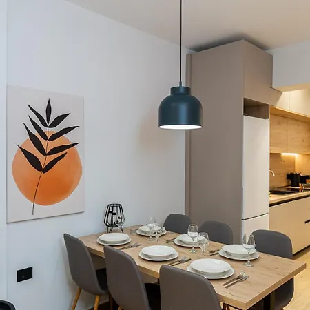 Modern 3 Bedroom Luxury Appartement
